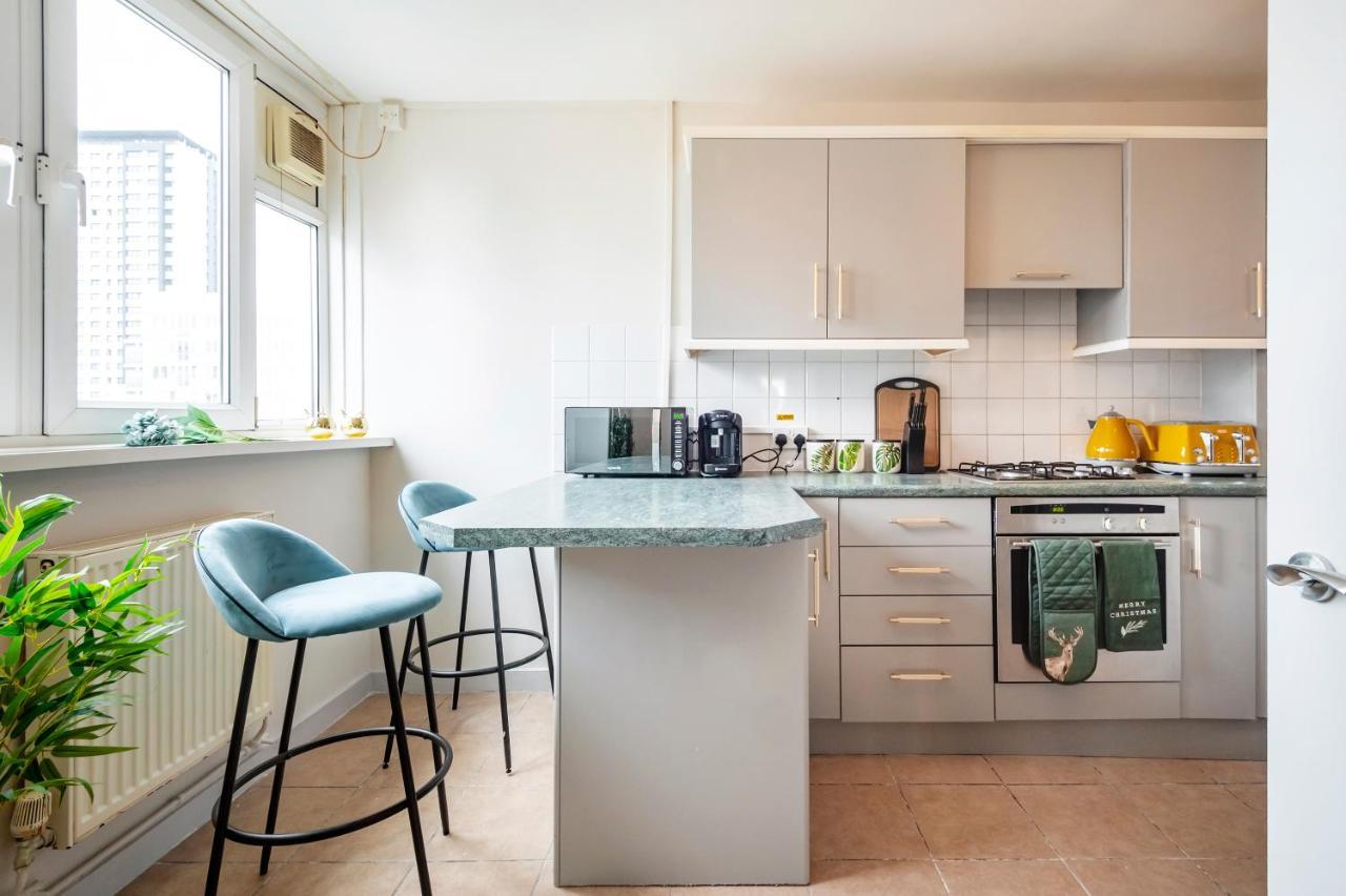 Lovely 4 Bedroom Flat In Wandsworth- London Exterior photo